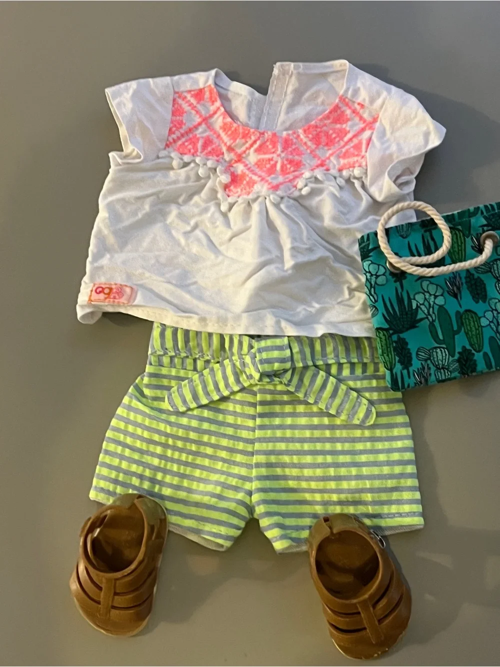 Doll clothes that fix American Girls or 18